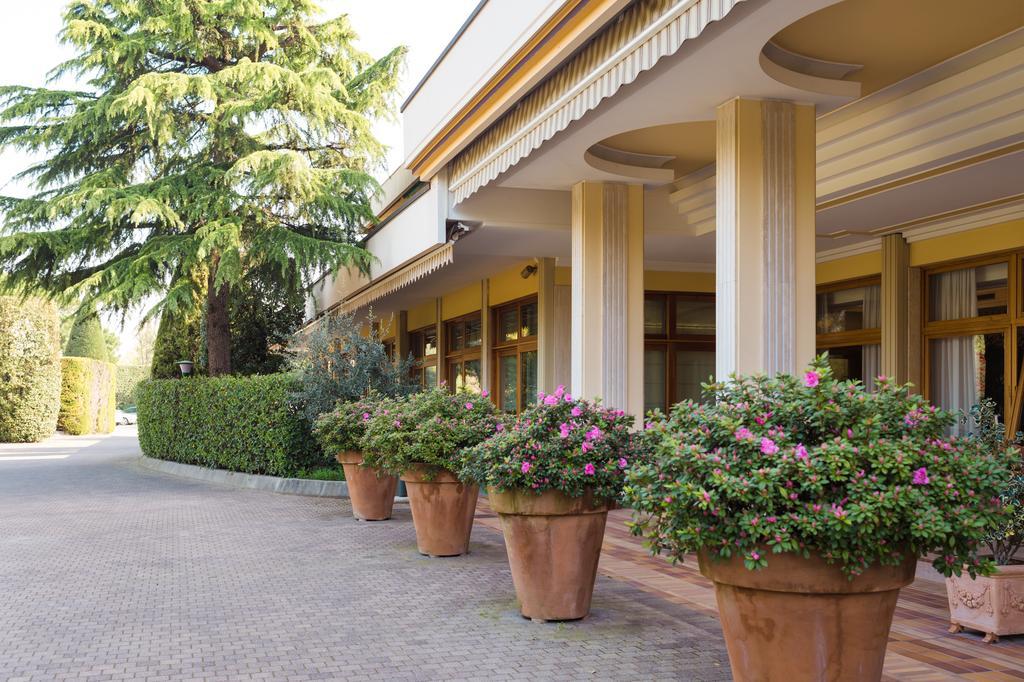 Hotel Terme Antoniano Montegrotto Terme Kültér fotó